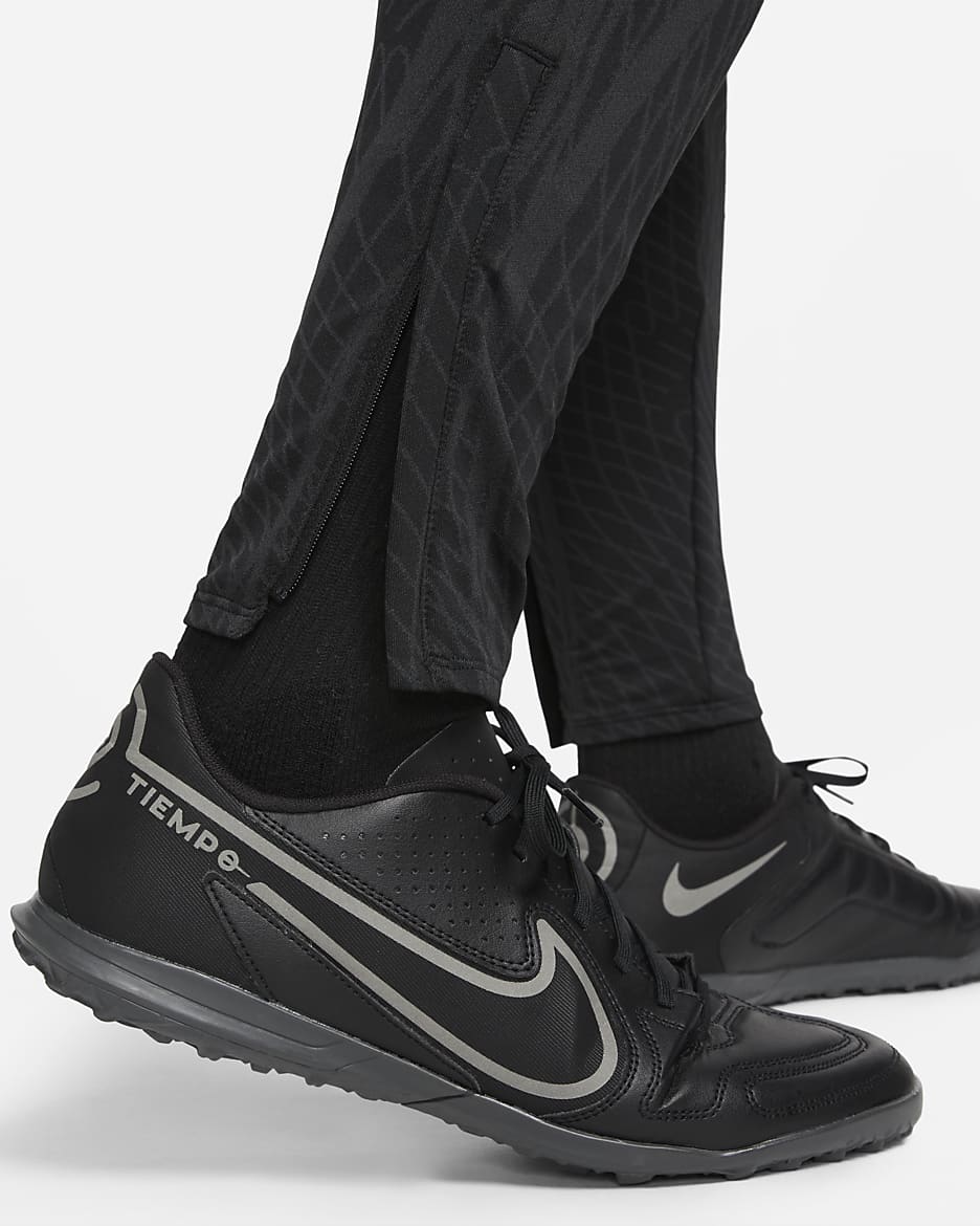 Pants de futbol para hombre Nike Dri FIT Strike. Nike